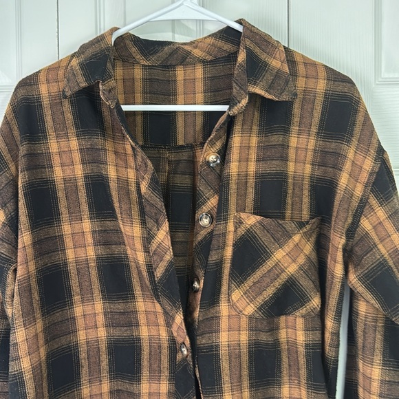 Brown/black plaid flannel - Picture 2 of 3